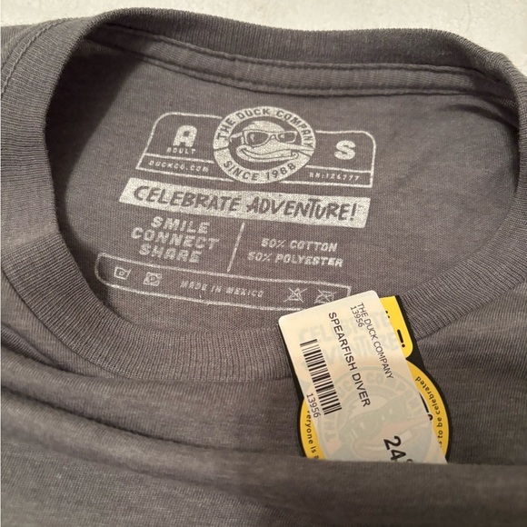 Pensacola dive pros Tee shirt NWT S - Picture 4 of 4